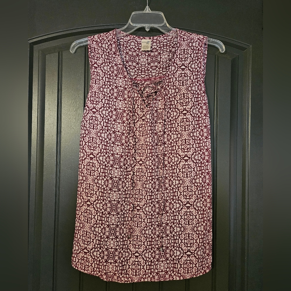 TERRA & SKY Sleeveless Top